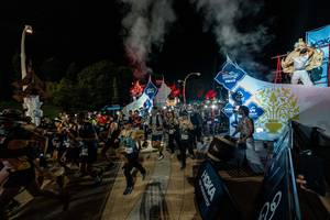 BIB: 
                            <button type="button" onclick="openModal(22791044)" class="btn btn-primary btn-sm float-right btn-popup" data-toggle="modal" data-target=".modal-high-quality">
                        <i class="fas fa-shopping-cart"></i> Add to Cart
                    </button>
                                            <button type="button" onclick="isThisMe(22791044, true)" class="btn btn-success btn-sm float-right btn-popup btn-isme hidden" data-toggle="tooltip" data-placement="bottom" title="นี่คือรูปของคุณใช่ไหม คลิกที่นี่เพื่อเอาเข้าอัลบั้ม">
                        <i class="fas fa-plus"></i> Add to album
                    </button>
                    <button type="button" onclick="isThisMe(22791044, false)" class="btn btn-warning btn-sm float-right btn-popup btn-isnotme hidden">
                        <i class="fas fa-ban"></i> Remove from album
                    </button>